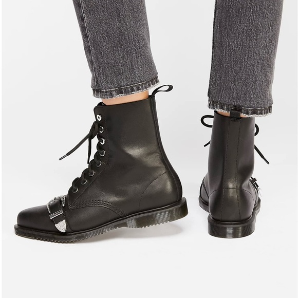 Dr Martens Ulima Black Leather Combat Buckle Boots Women's Sz. 9 US Sold Out​​​ - Picture 11 of 14